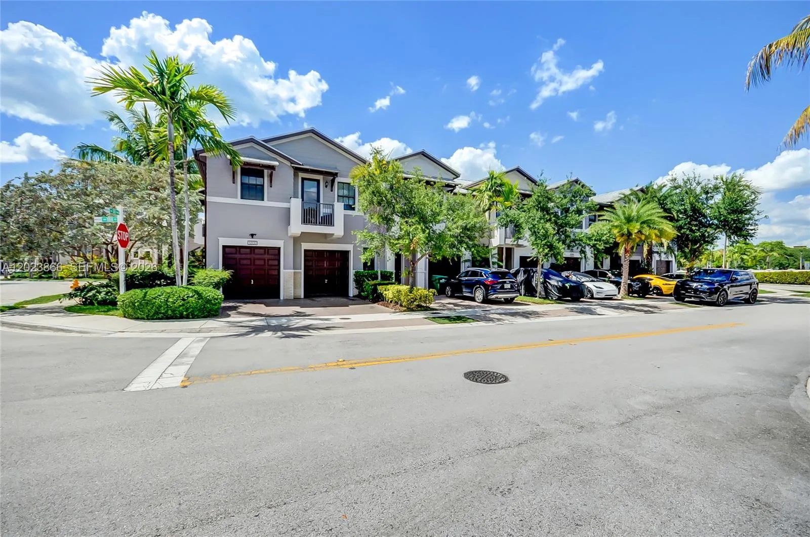 5820 NW 104th Ct, Doral FL 33178