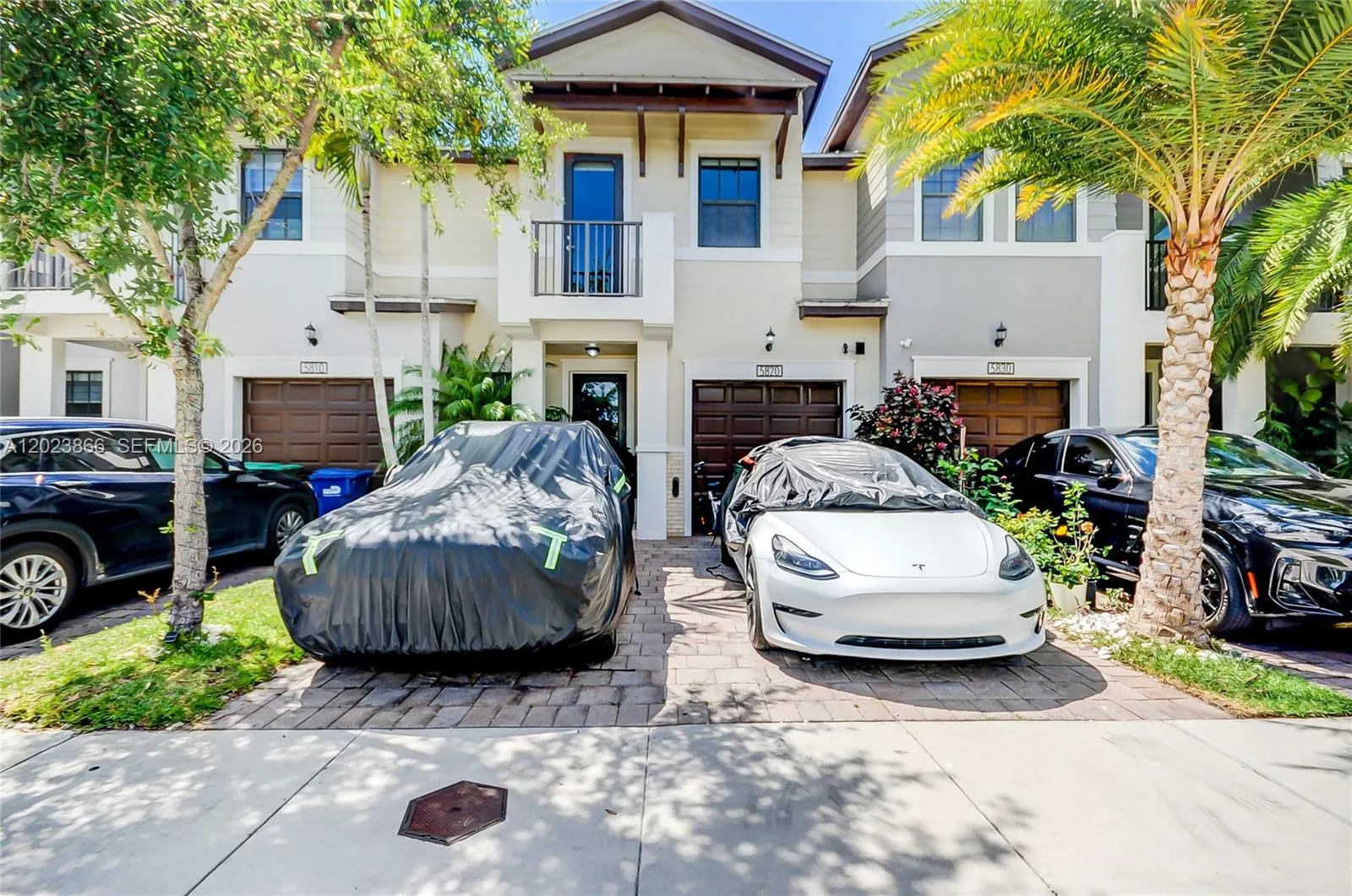 5820 NW 104th Ct, Doral FL 33178