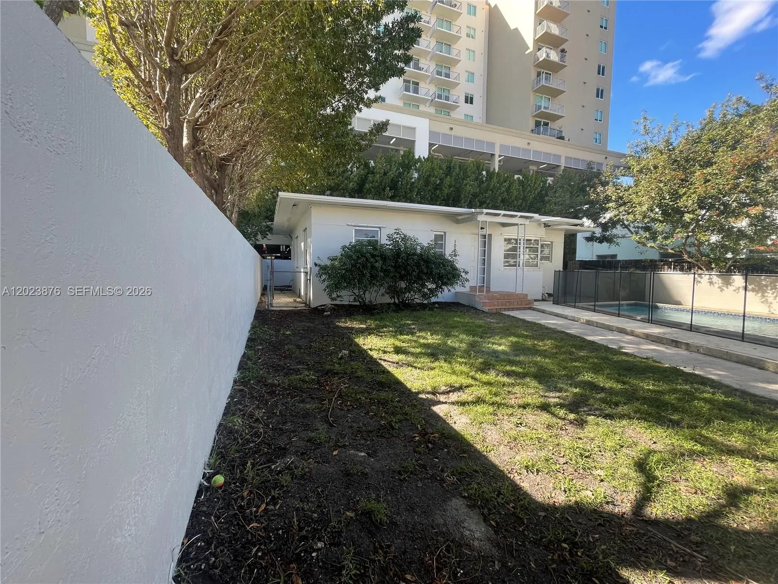 1020 SW 36th Ct, Miami FL 33135