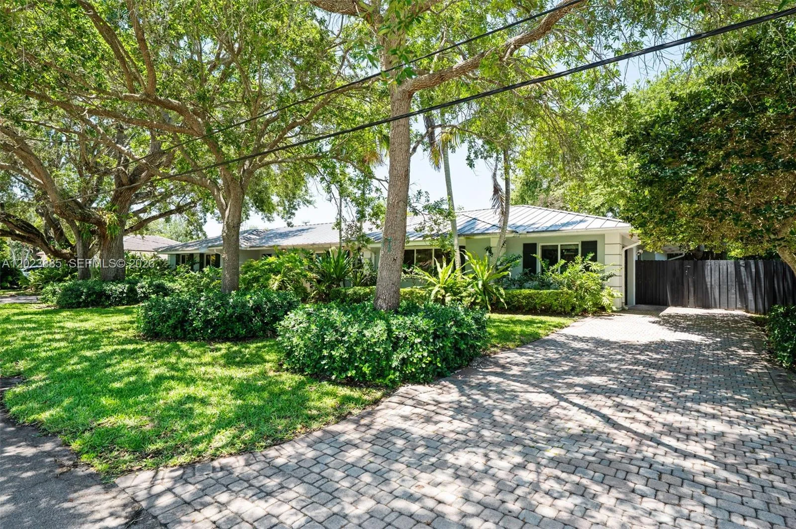 11100 SW 73rd Ct, Pinecrest FL 33156