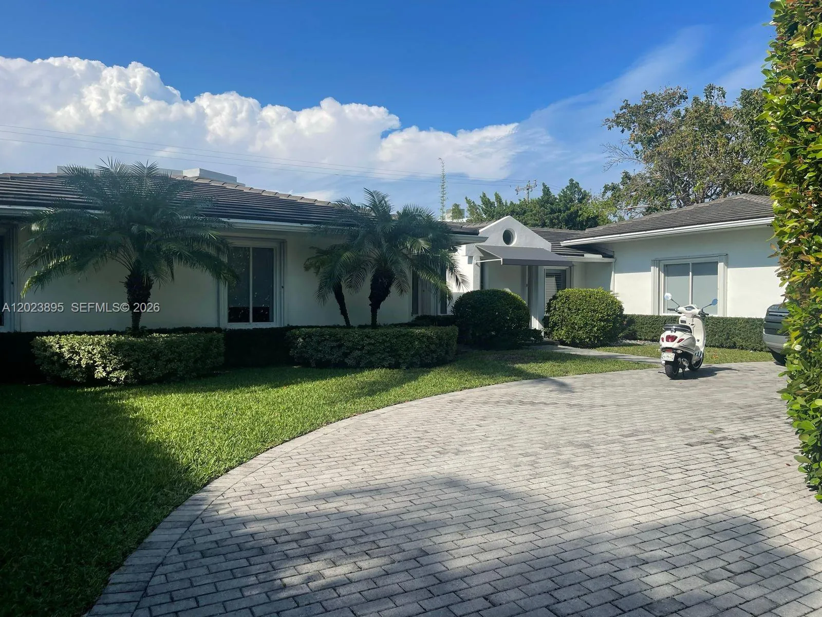 181 Island Dr, Key Biscayne FL 33149