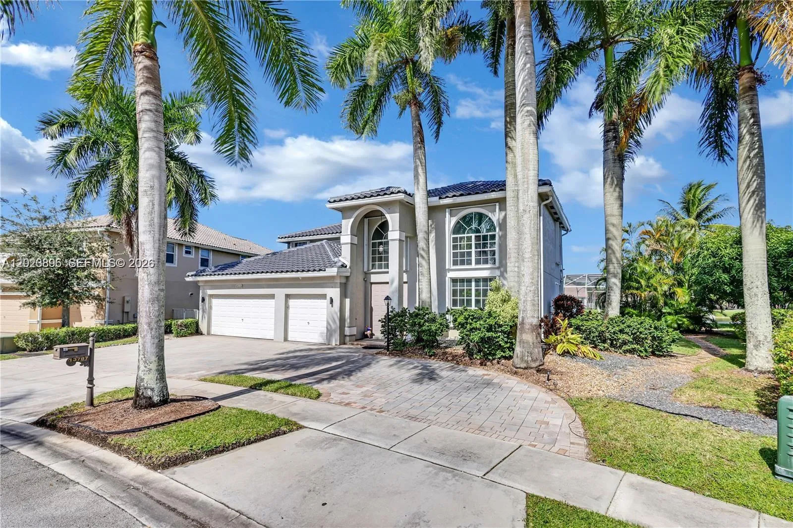 13787 NW 19th Ct, Pembroke Pines FL 33028