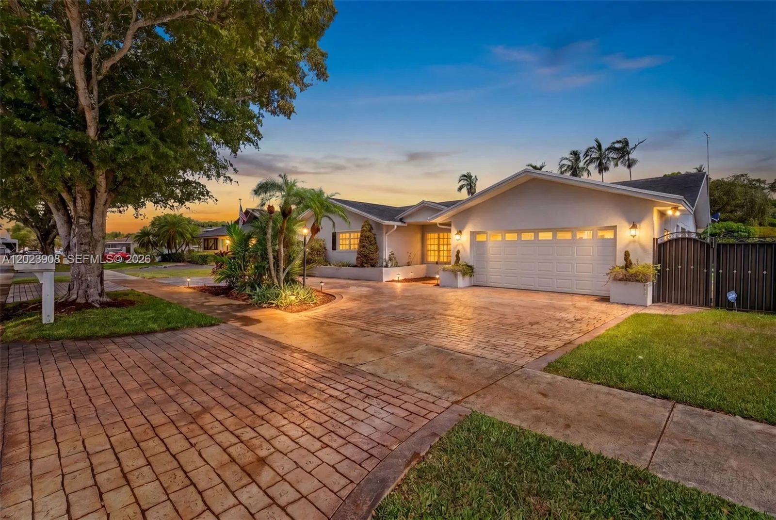 4 bedroom 2 bath for sale at 14001 SW 108th St, Miami FL 33186