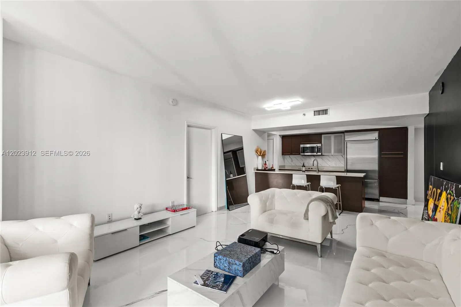 55 SE 6th St # 1203, Miami FL 33131