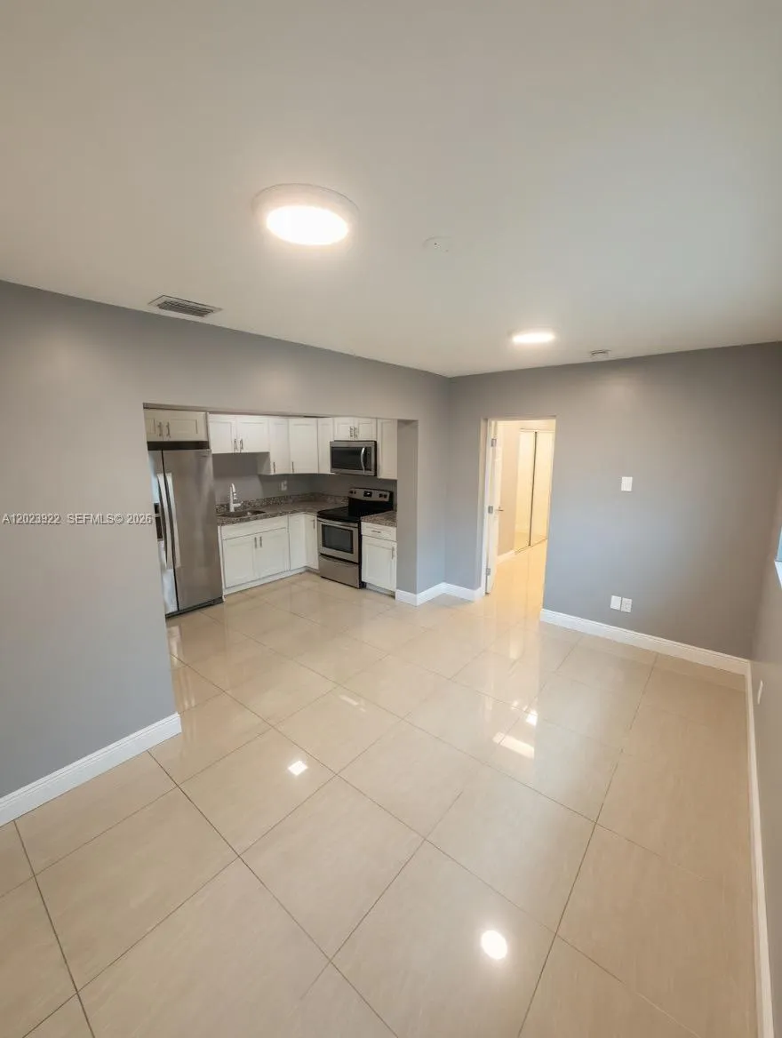 170 NW 204th St, Miami Gardens FL 33169