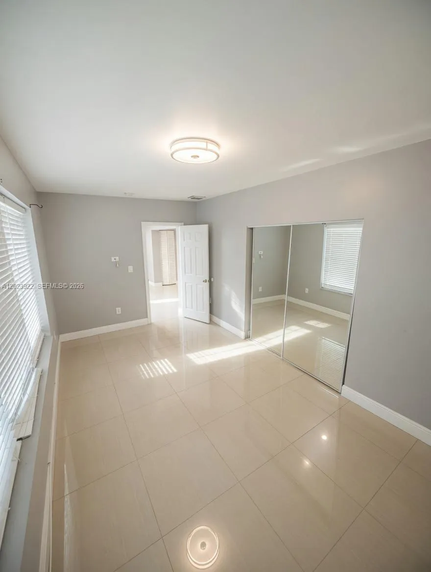 170 NW 204th St, Miami Gardens FL 33169