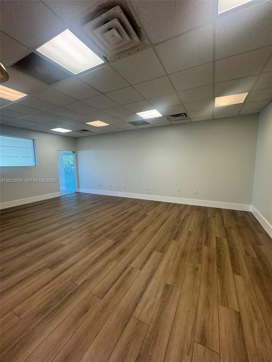 3098 Stirling Rd # 101, Hollywood FL 33021