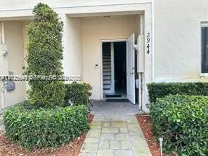2944 NW 180th St # 2944, Miami Gardens FL 33056