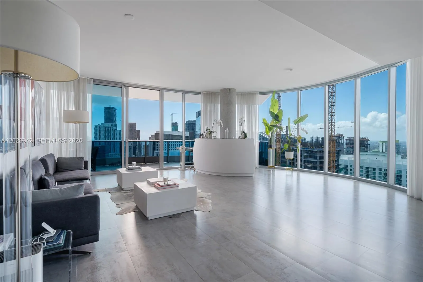 200 Biscayne Boulevard Way # 4902, Miami FL 33131