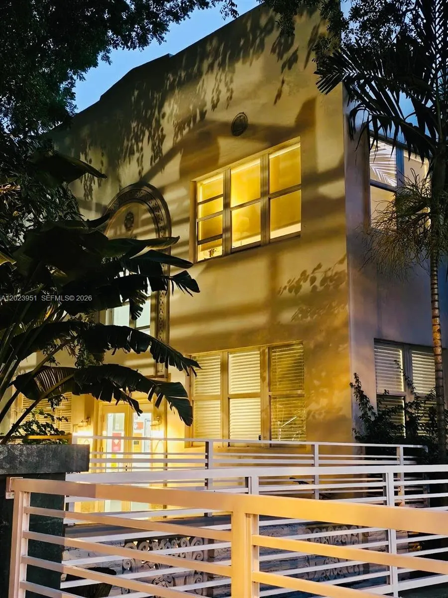 1550 Drexel Ave # 202, Miami Beach FL 33139