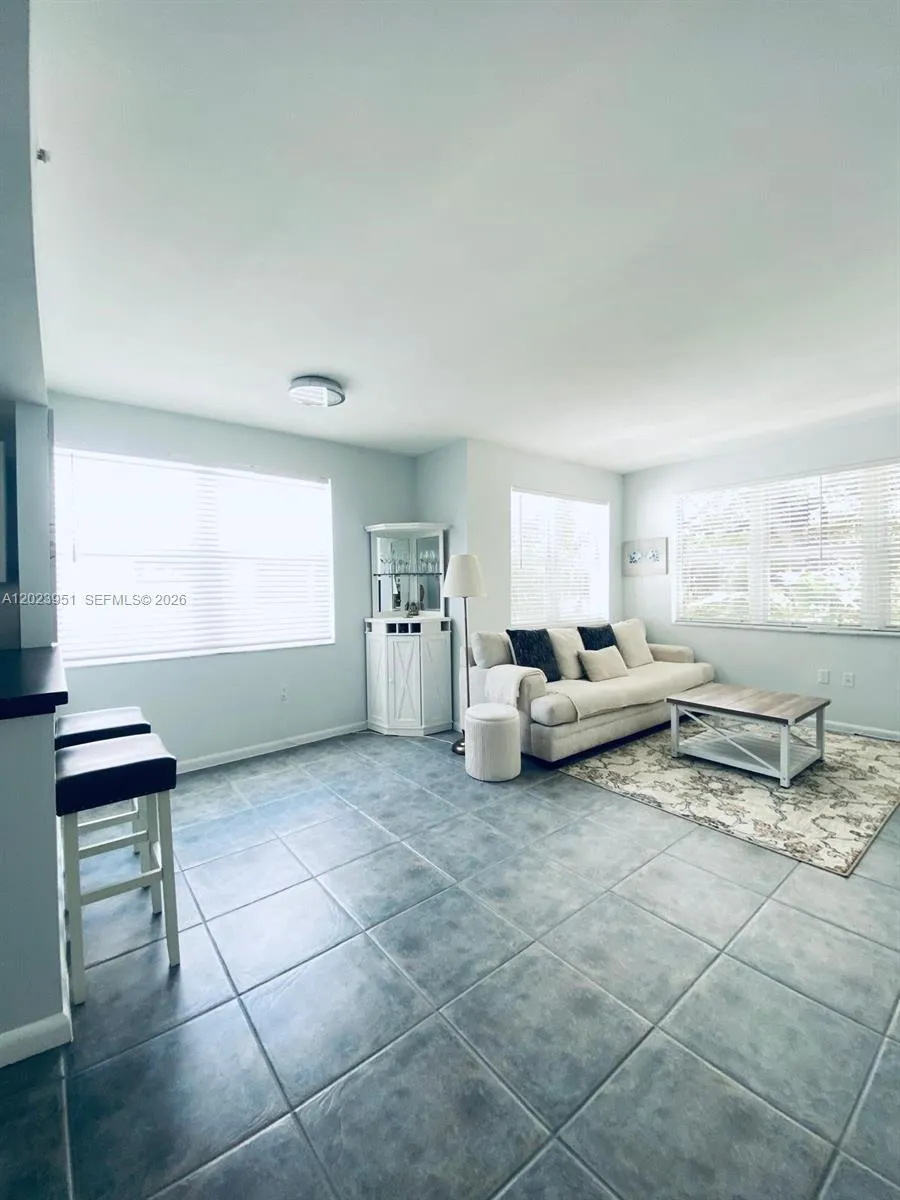 1550 Drexel Ave # 202, Miami Beach FL 33139