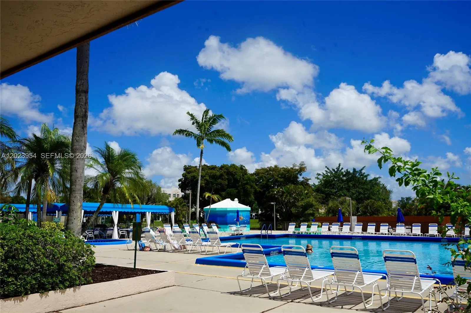 10405 Sunrise Lakes Blvd # 205, Sunrise FL 33322