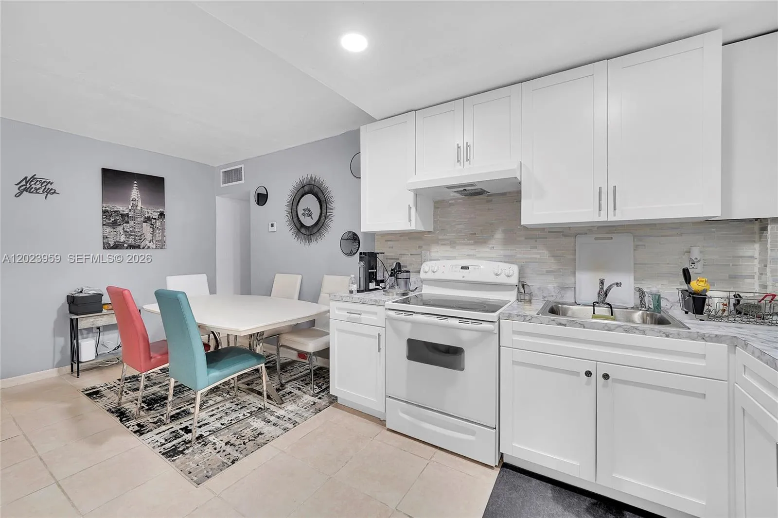 1851 NE 168th St # A8, North Miami Beach FL 33162