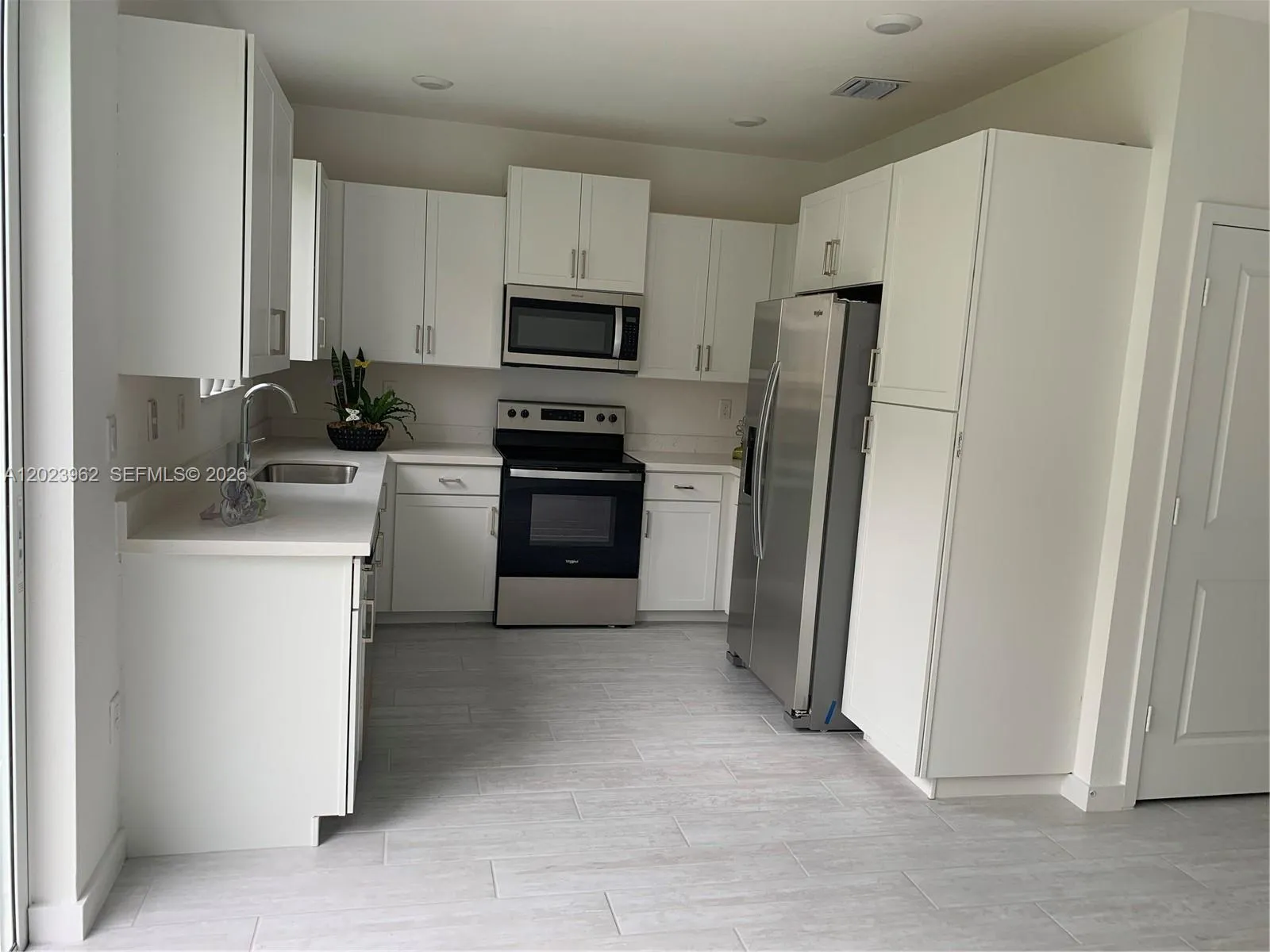 3 bedroom 2 bath for sale at 1068 SE 24th Ave, Homestead FL 33035