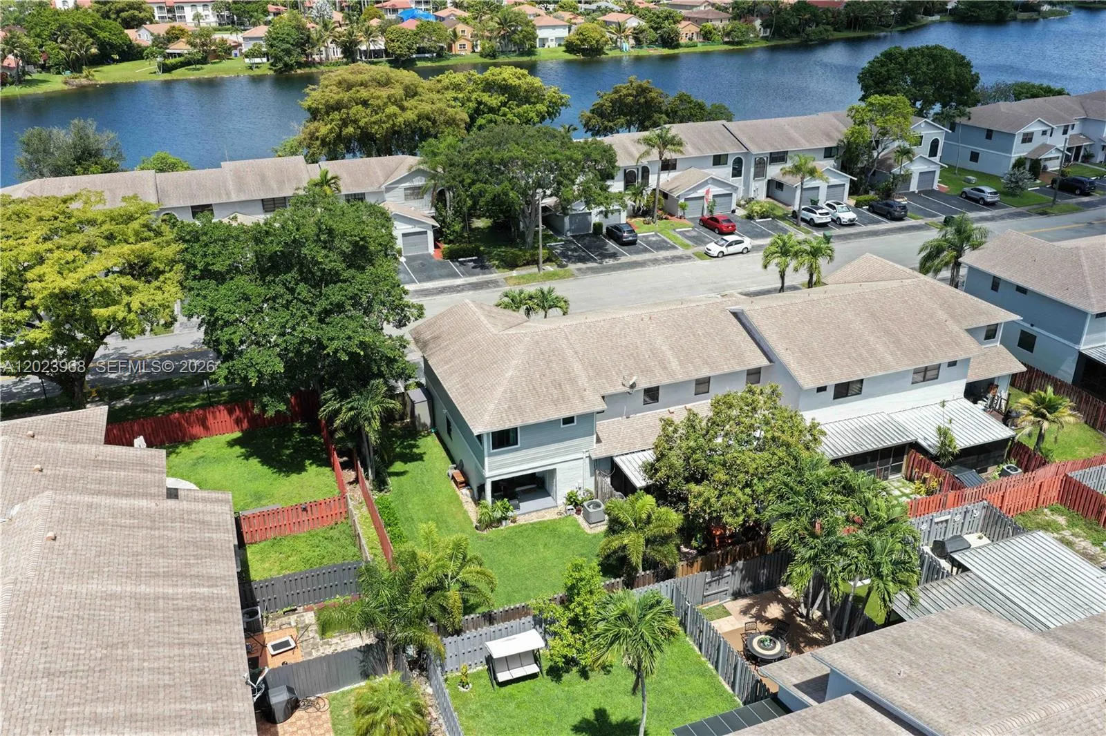 201 NW 106th Ter, Pembroke Pines FL 33026
