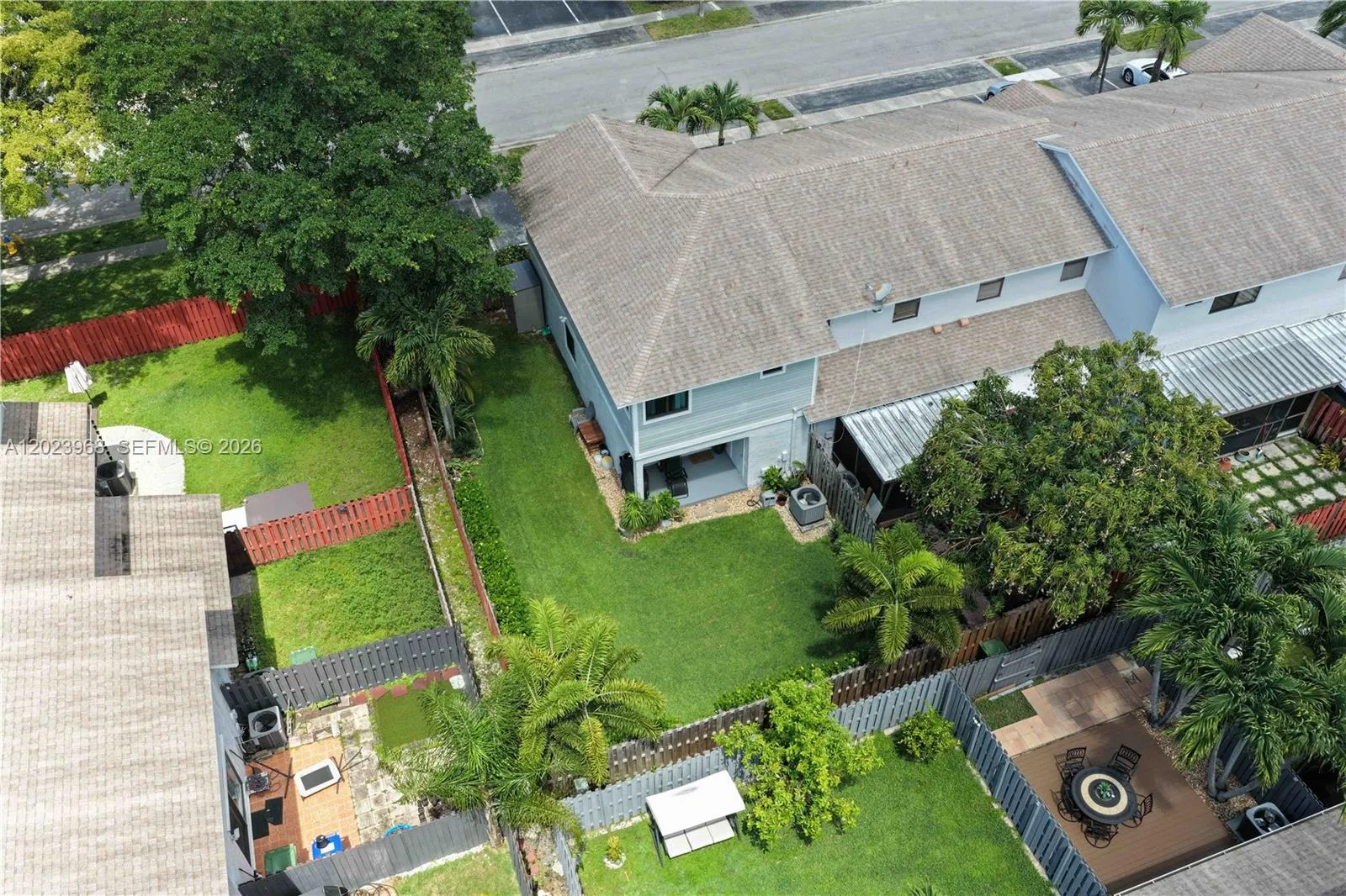201 NW 106th Ter, Pembroke Pines FL 33026