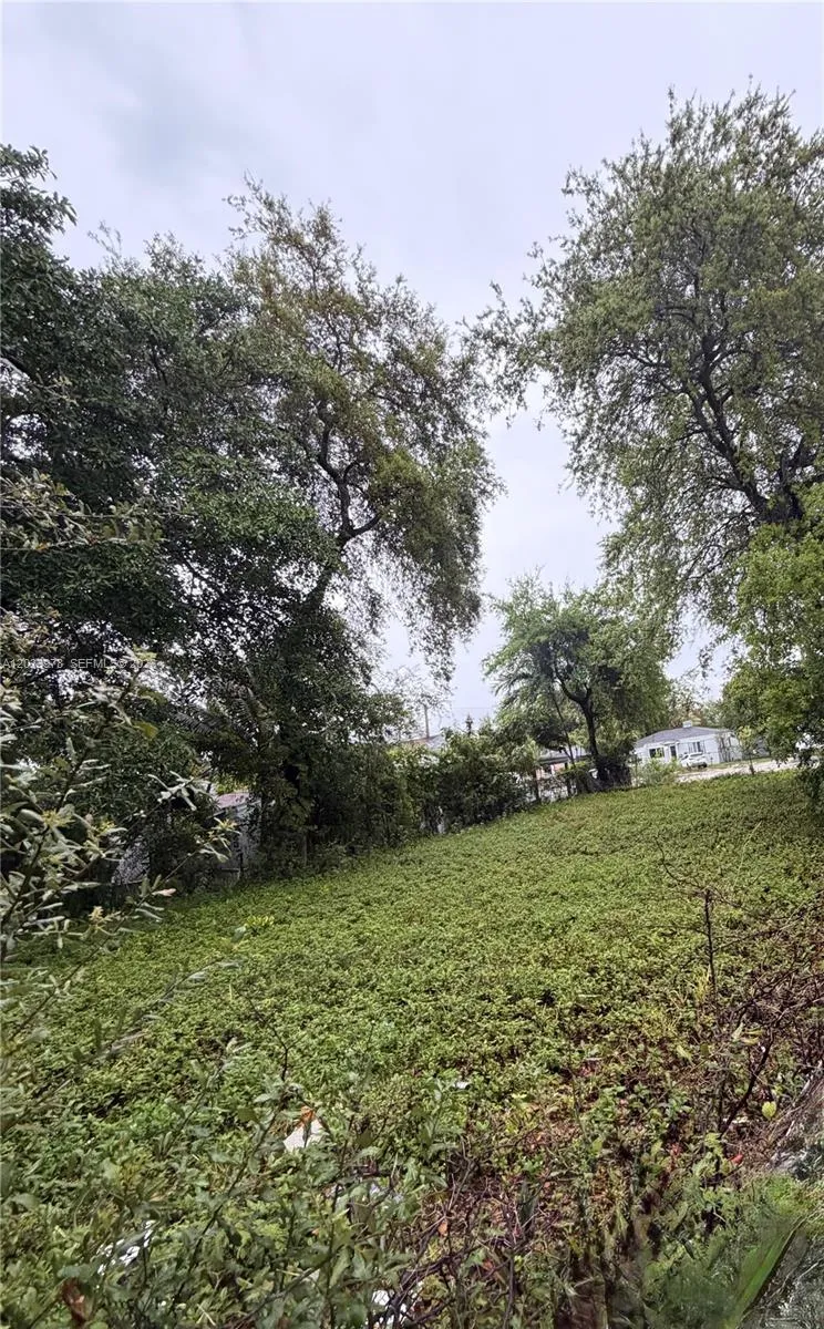 5650 N Miami Ave, Miami FL 33127