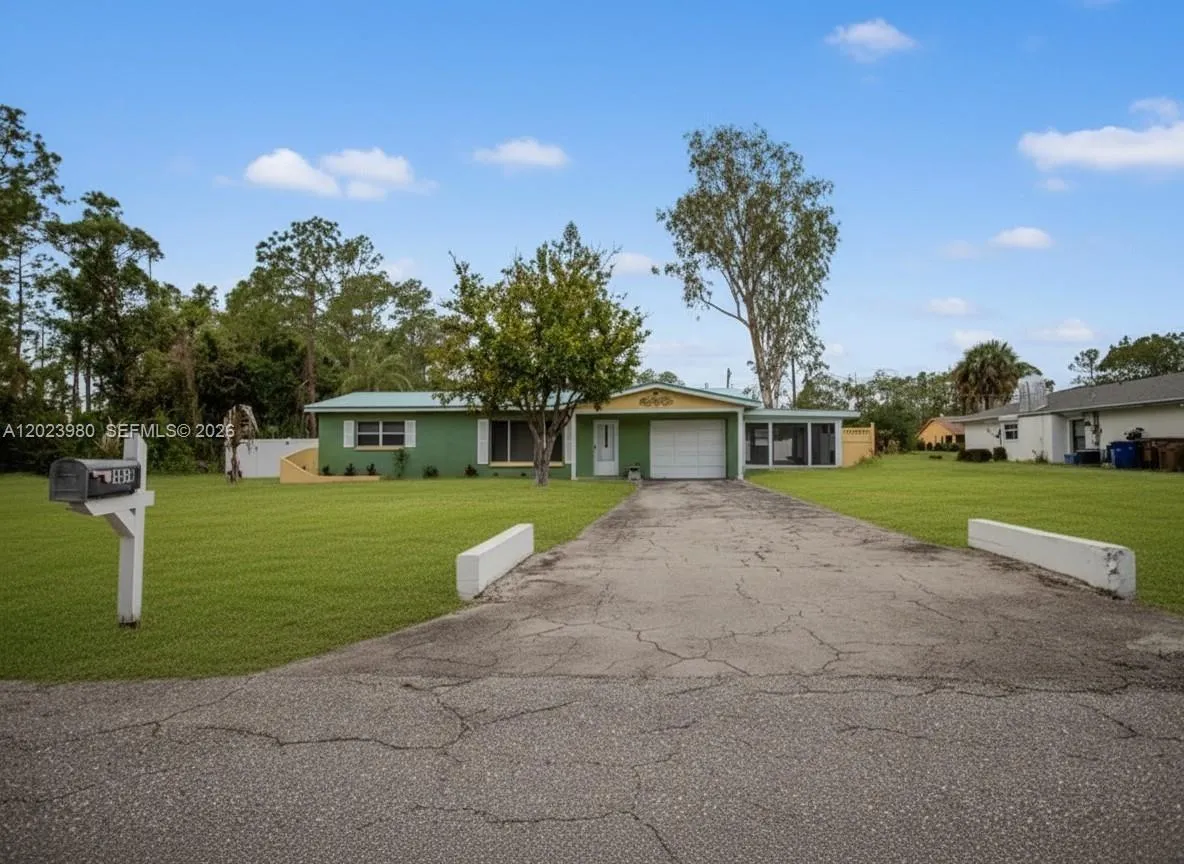 1313 E CLEVELAND AVE, Lehigh Acres FL 33972
