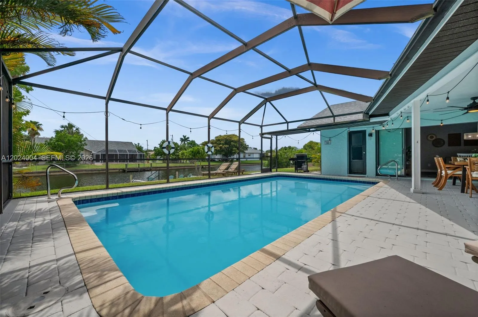 2102 SE 8th Street, Cape Coral FL 33990