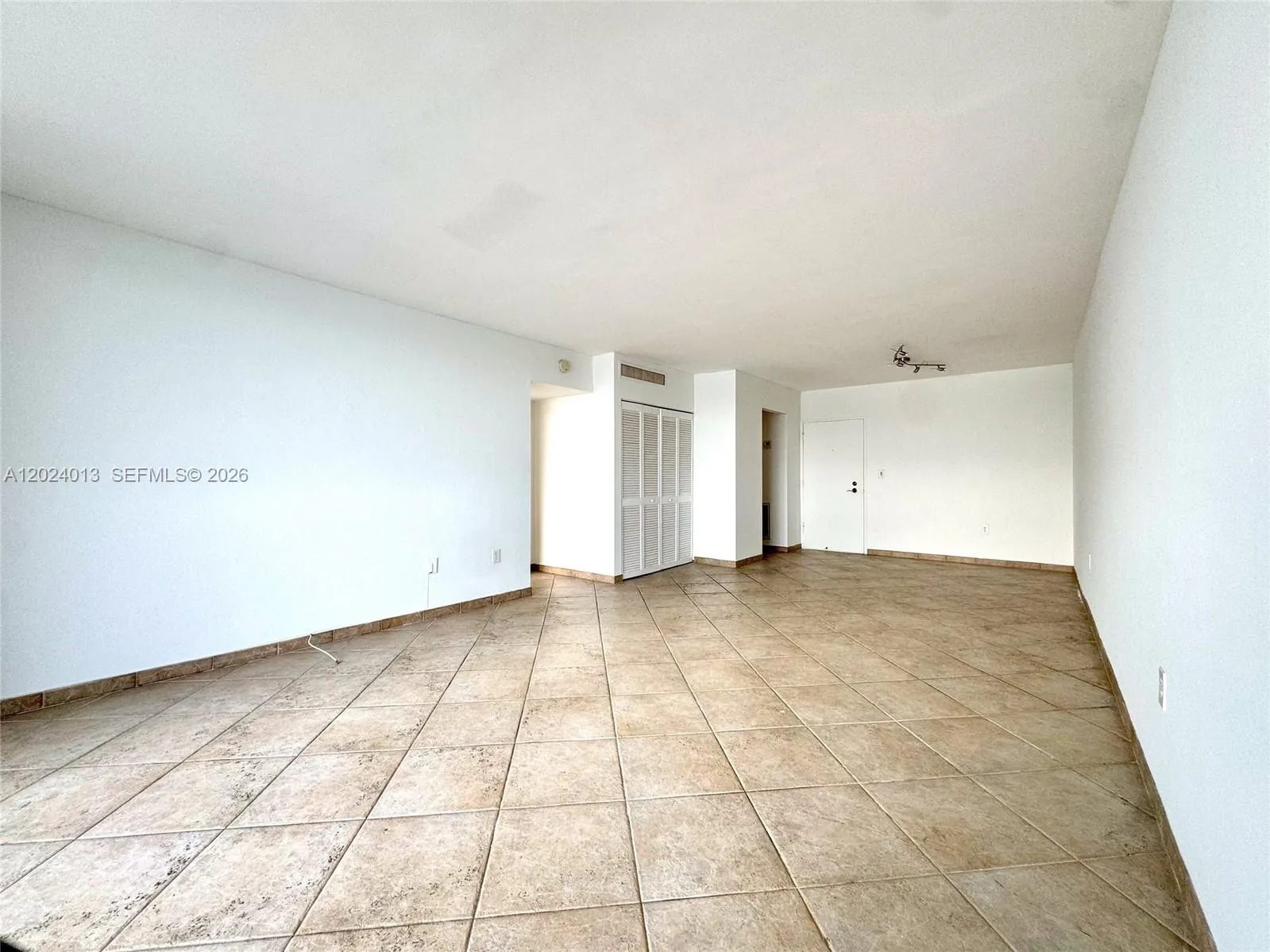 800 West Ave # 823, Miami Beach FL 33139