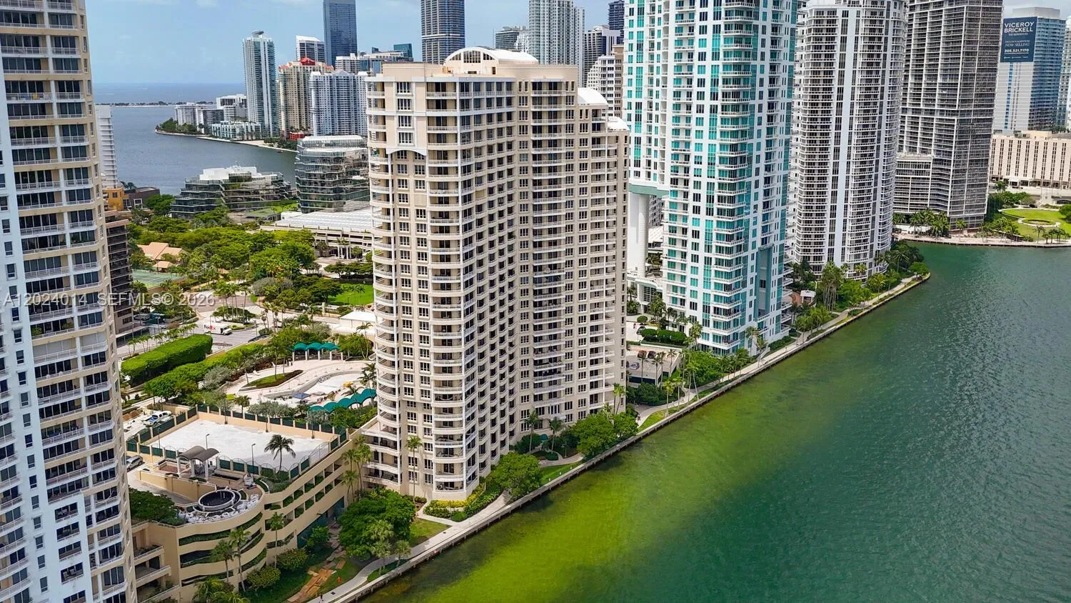 888 Brickell Key Dr # 1001, Miami FL 33131