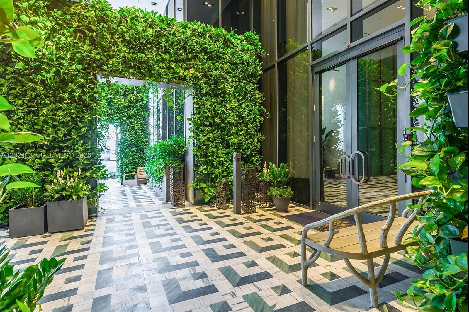 801 S Miami Ave # 4405, Miami FL 33130