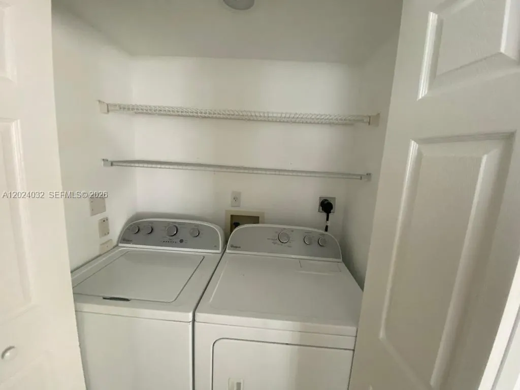 1155 Brickell Bay Dr # 1202, Miami FL 33131