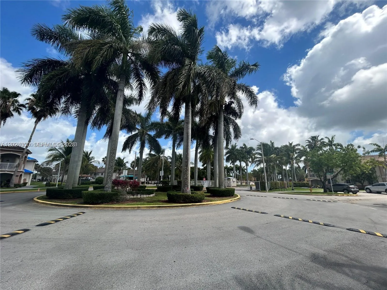 1271 SE 27th St # 101, Homestead FL 33035