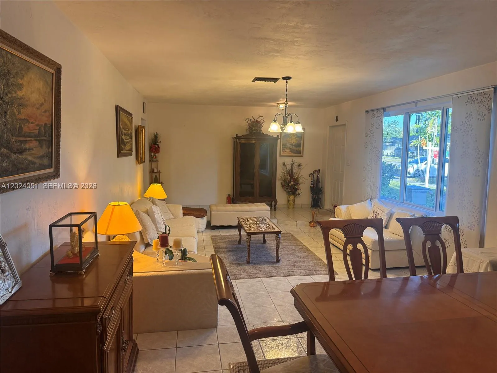 8121 SW 205th St, Cutler Bay FL 33189