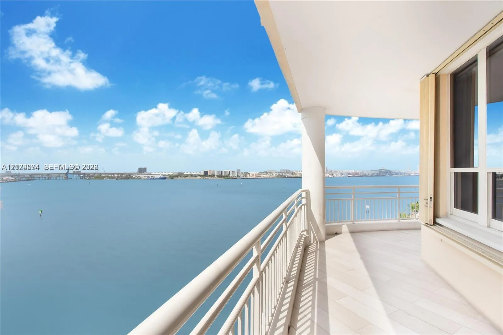 888 Brickell Key Dr # 712, Miami FL 33131