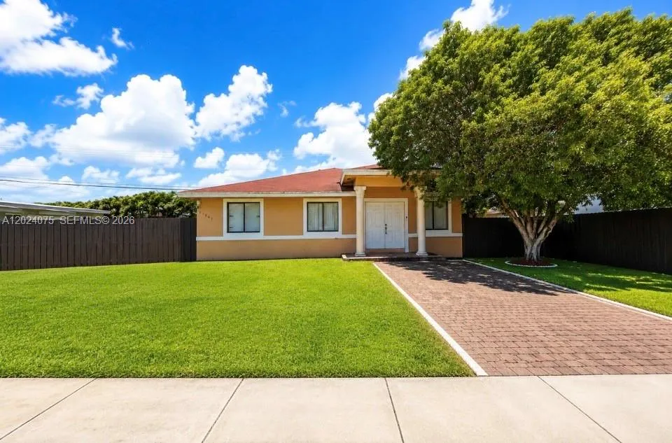4 bedroom 2 bath for sale at 11001 SW 218th Ter, Miami FL 33170