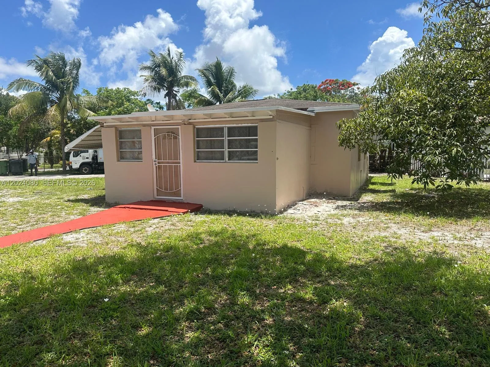 2 bedroom 1 bath for sale at 12555 NW 10th Ave, North Miami FL 33168