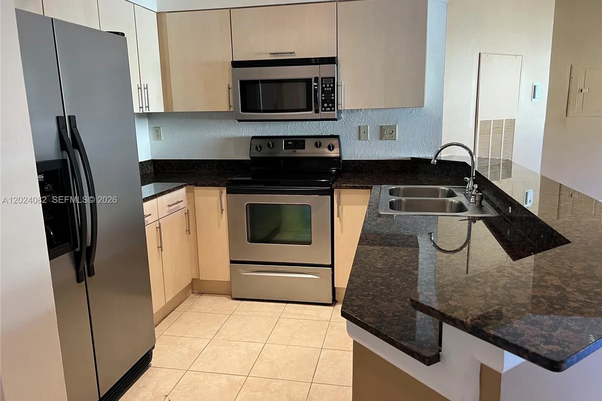 2445 SW 18th Ter # 920, Fort Lauderdale FL 33315