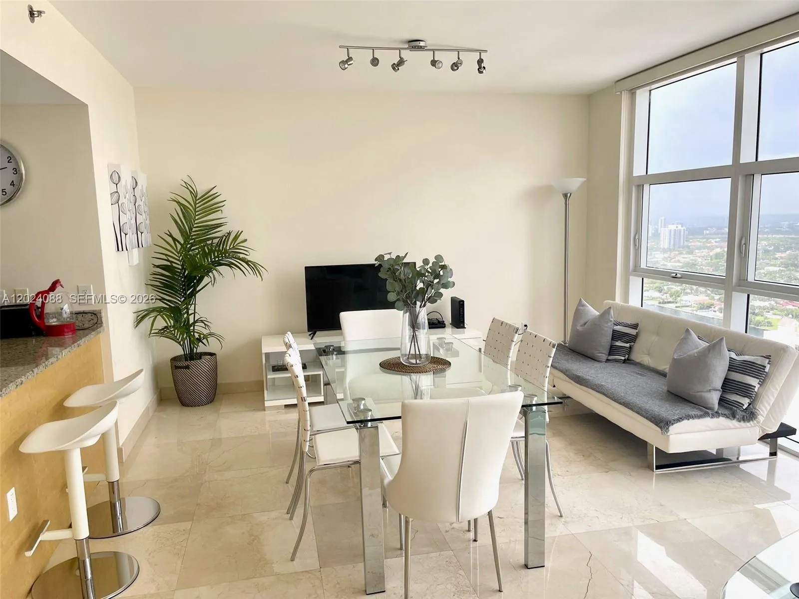 1830 S Ocean Dr # 3407, Hallandale Beach FL 33009