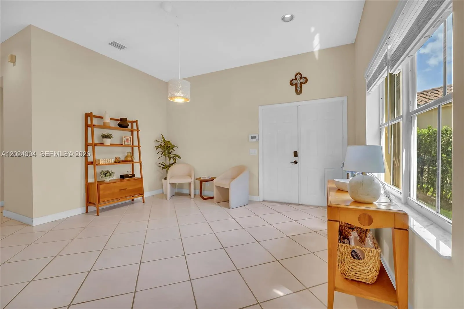 885 Tanglewood Cir, Weston FL 33327