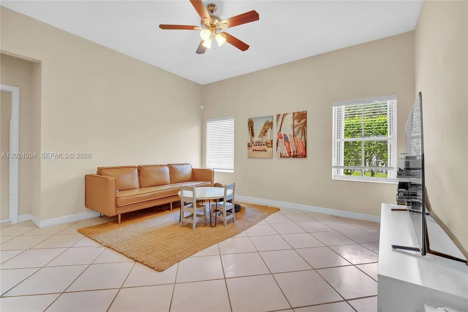 885 Tanglewood Cir, Weston FL 33327
