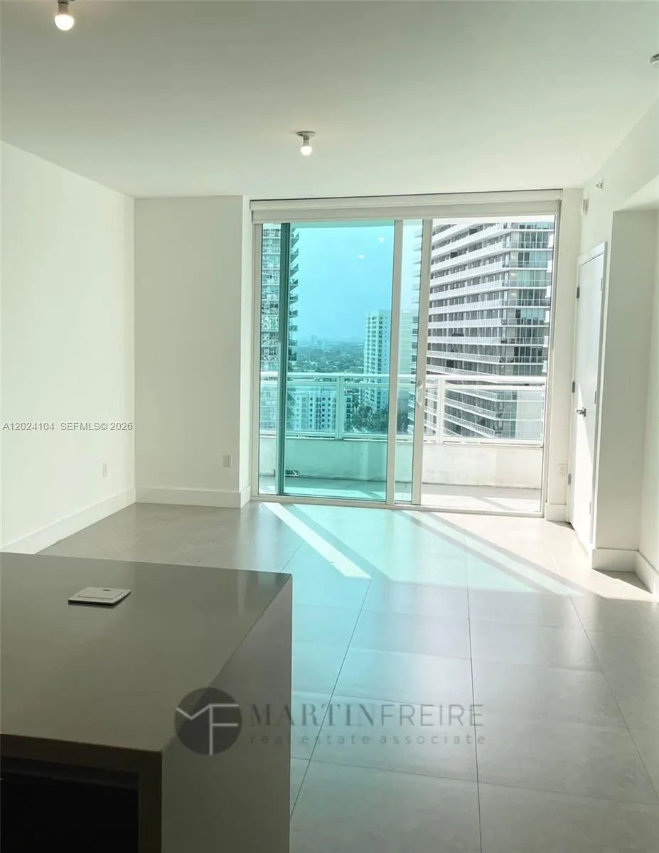 1080 Brickell Ave # 2005, Miami FL 33131