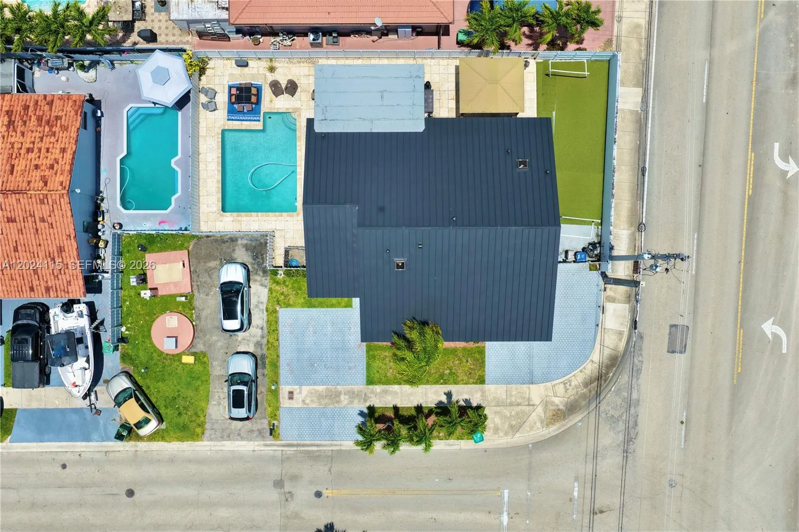 12701 NW 9th St, Miami FL 33182