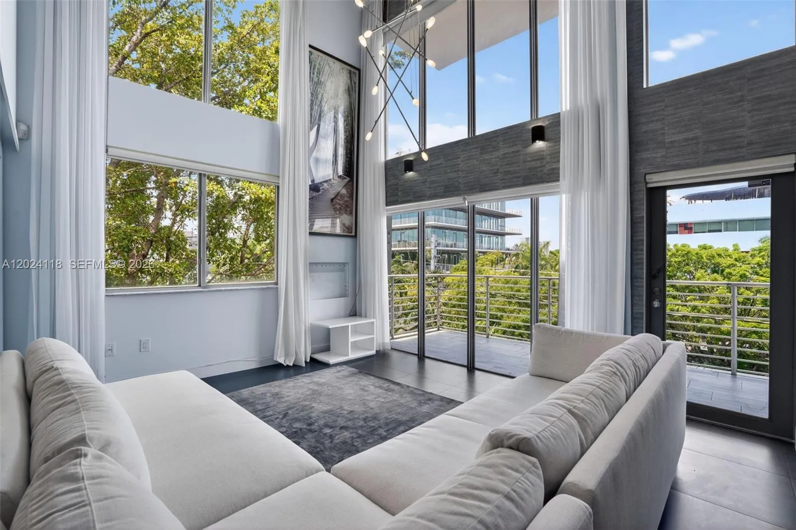 900 4th St # 6, Miami Beach FL 33139