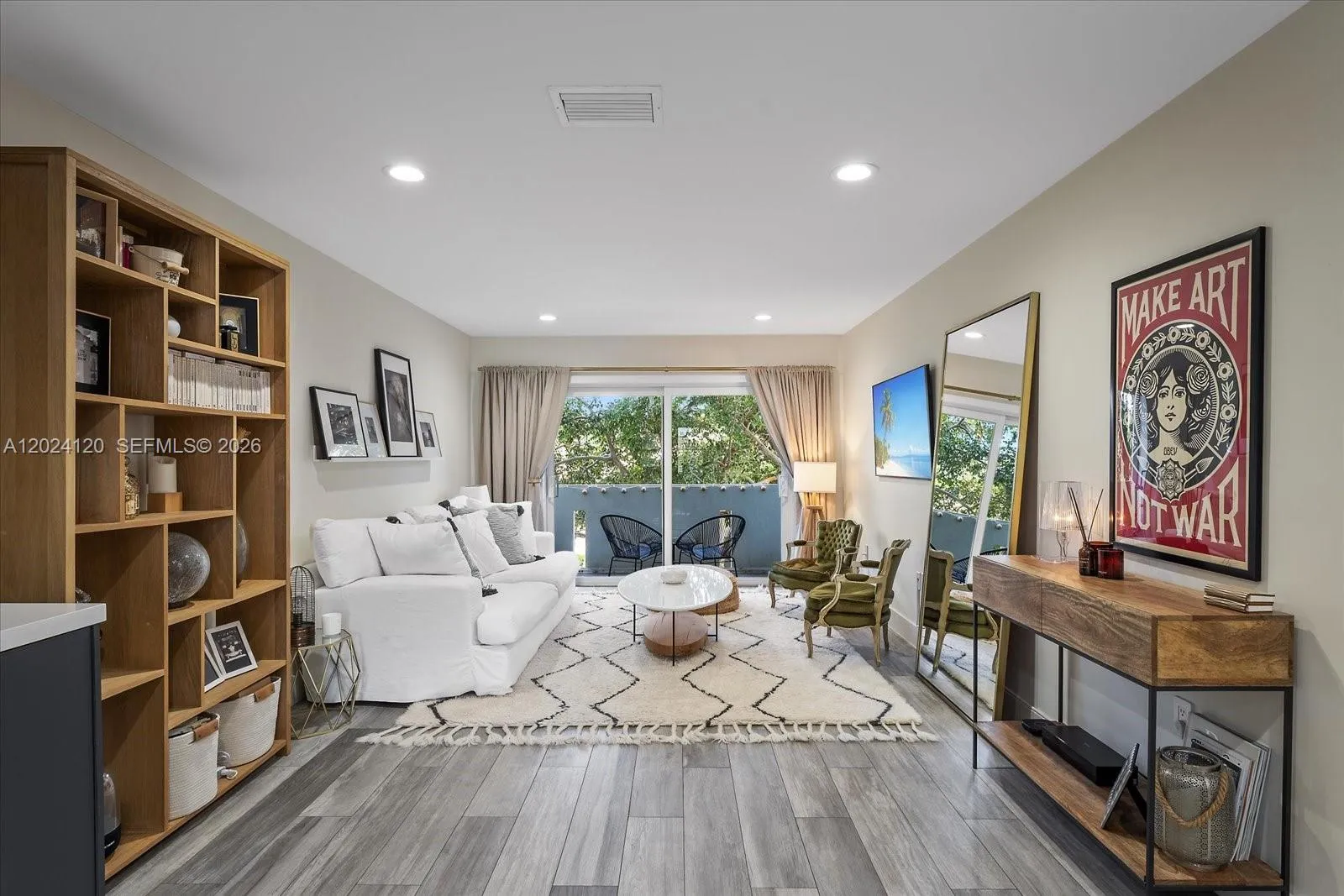 300 Galen Dr # 306, Key Biscayne FL 33149
