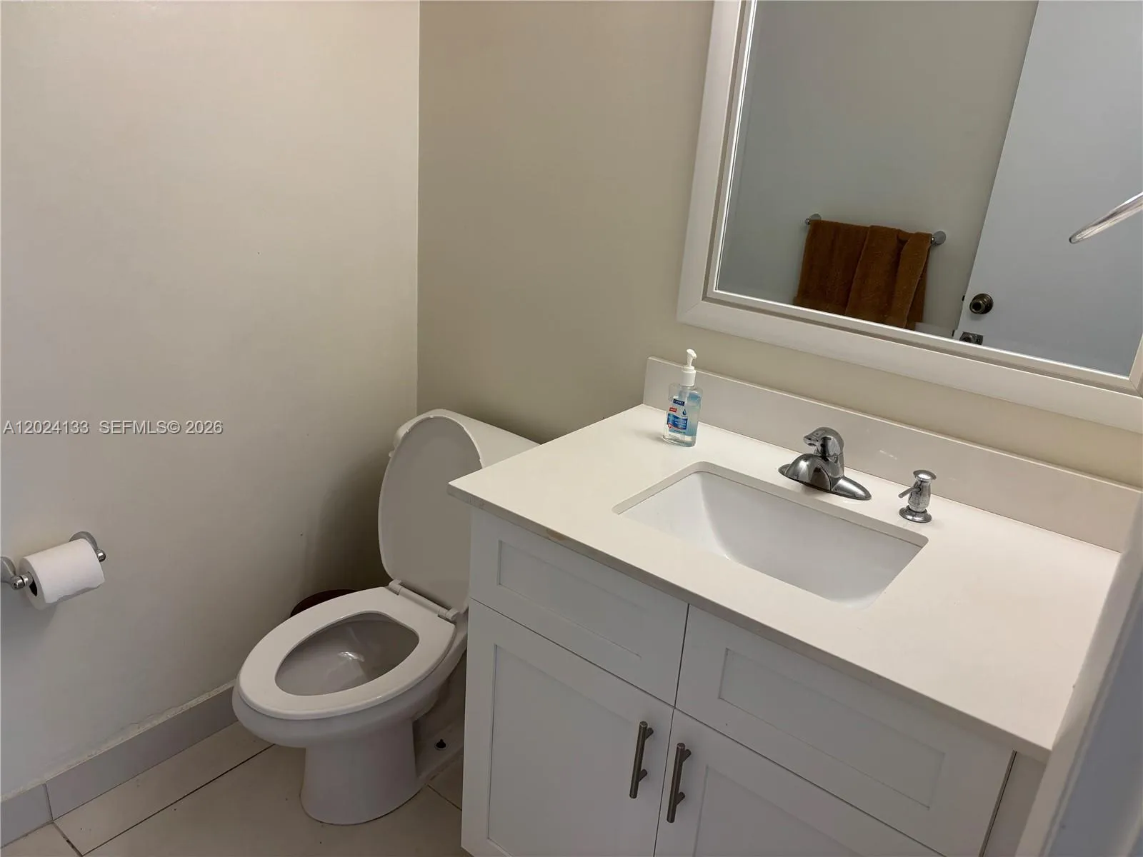 10806 N Kendall Dr # 26, Miami FL 33176