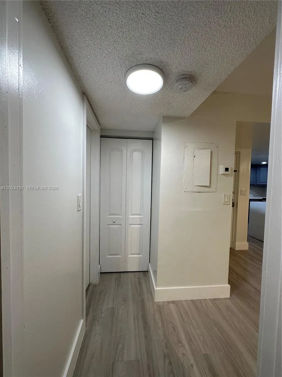 10813 NW 7th St # 11, Miami FL 33172