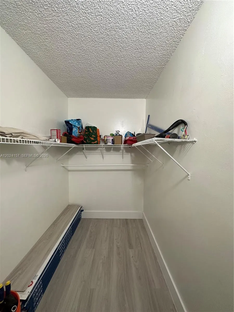10813 NW 7th St # 11, Miami FL 33172