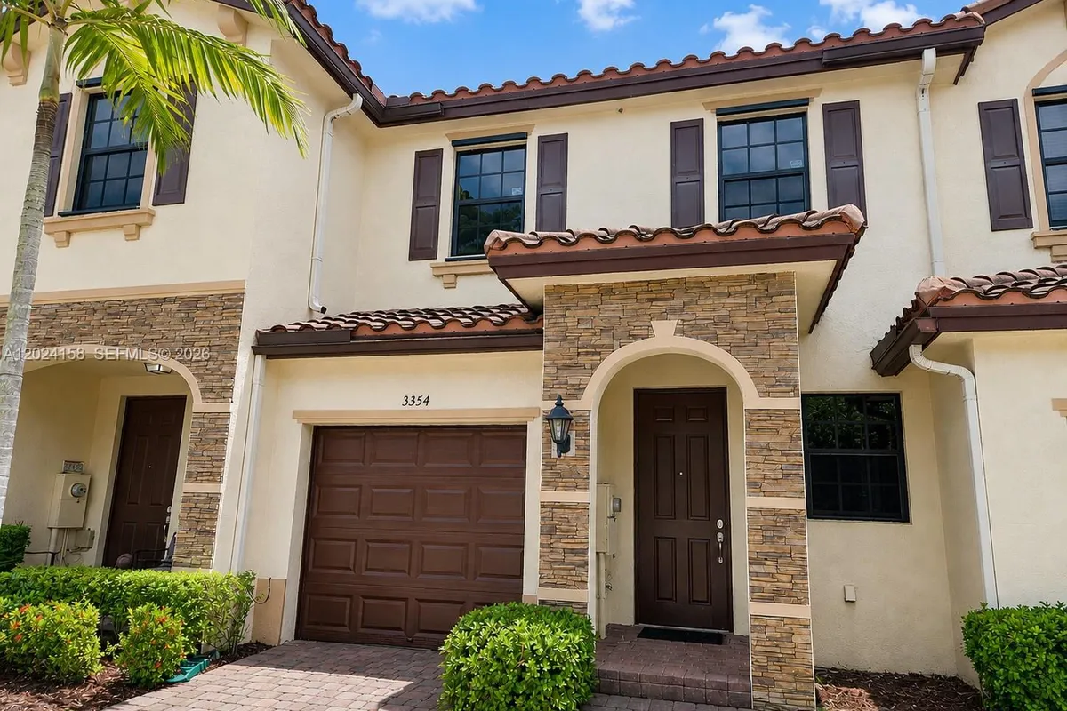 3354 SE 2nd Ct, Homestead FL 33033