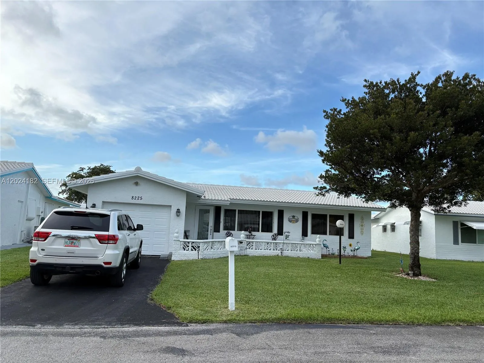 2 bedroom 2 bath for sale at 8225 NW 12th Ct, Plantation FL 33322