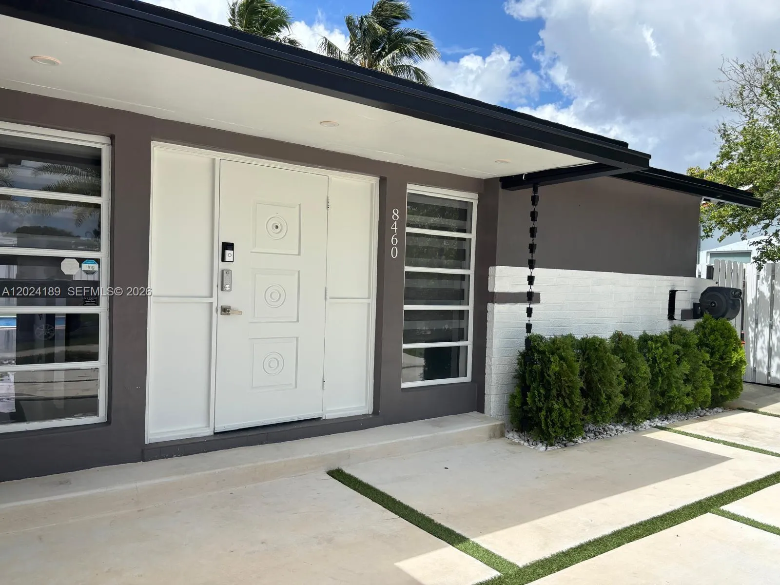 8460 NW 21st St, Sunrise FL 33322