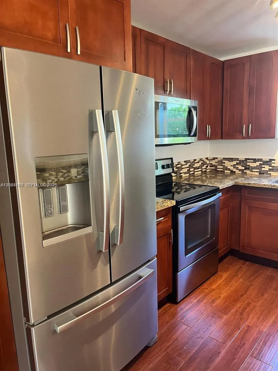 1912 Taylor St, Hollywood FL 33020
