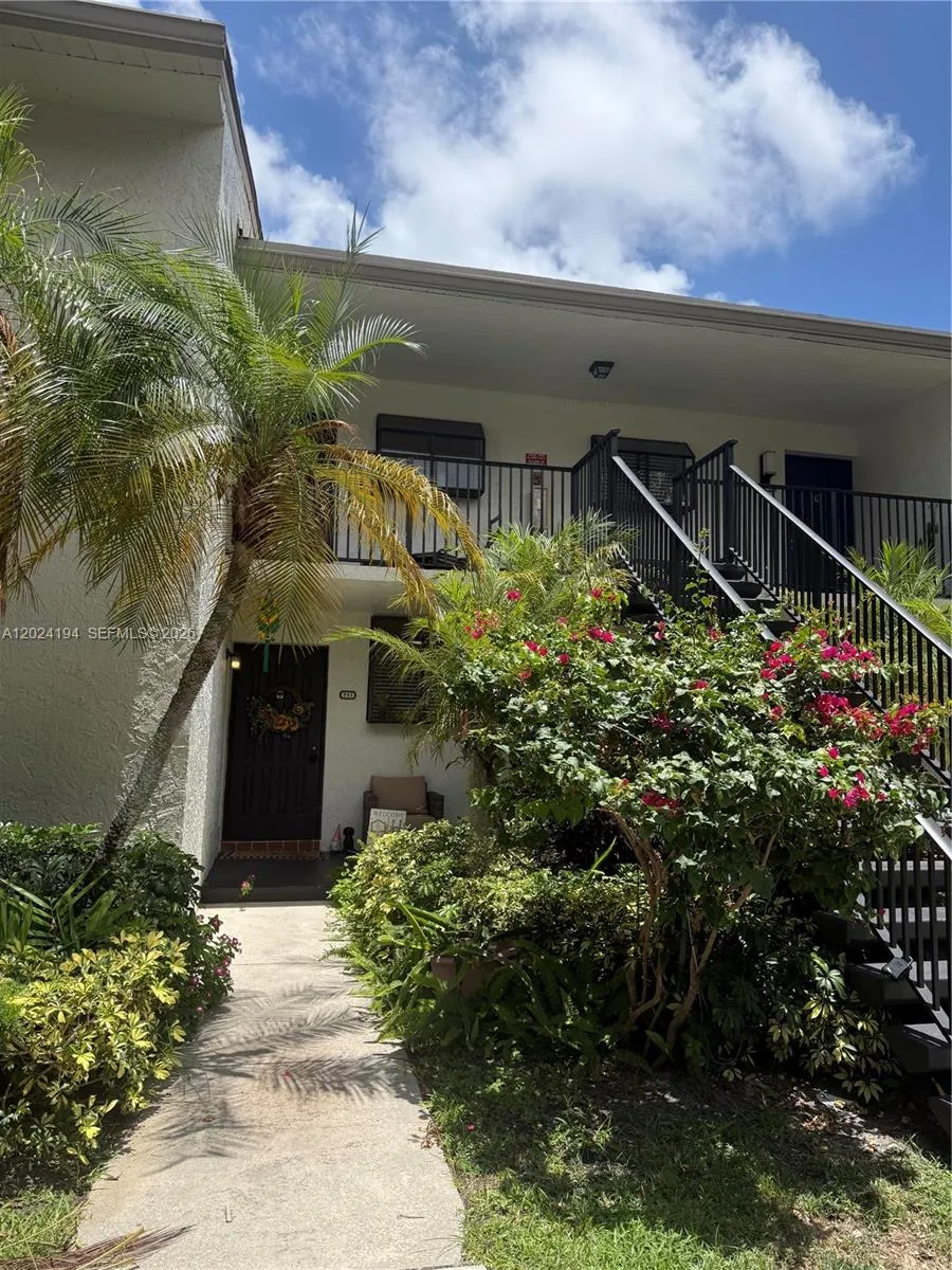 1244 S Military Trl # 711, Deerfield Beach FL 33442