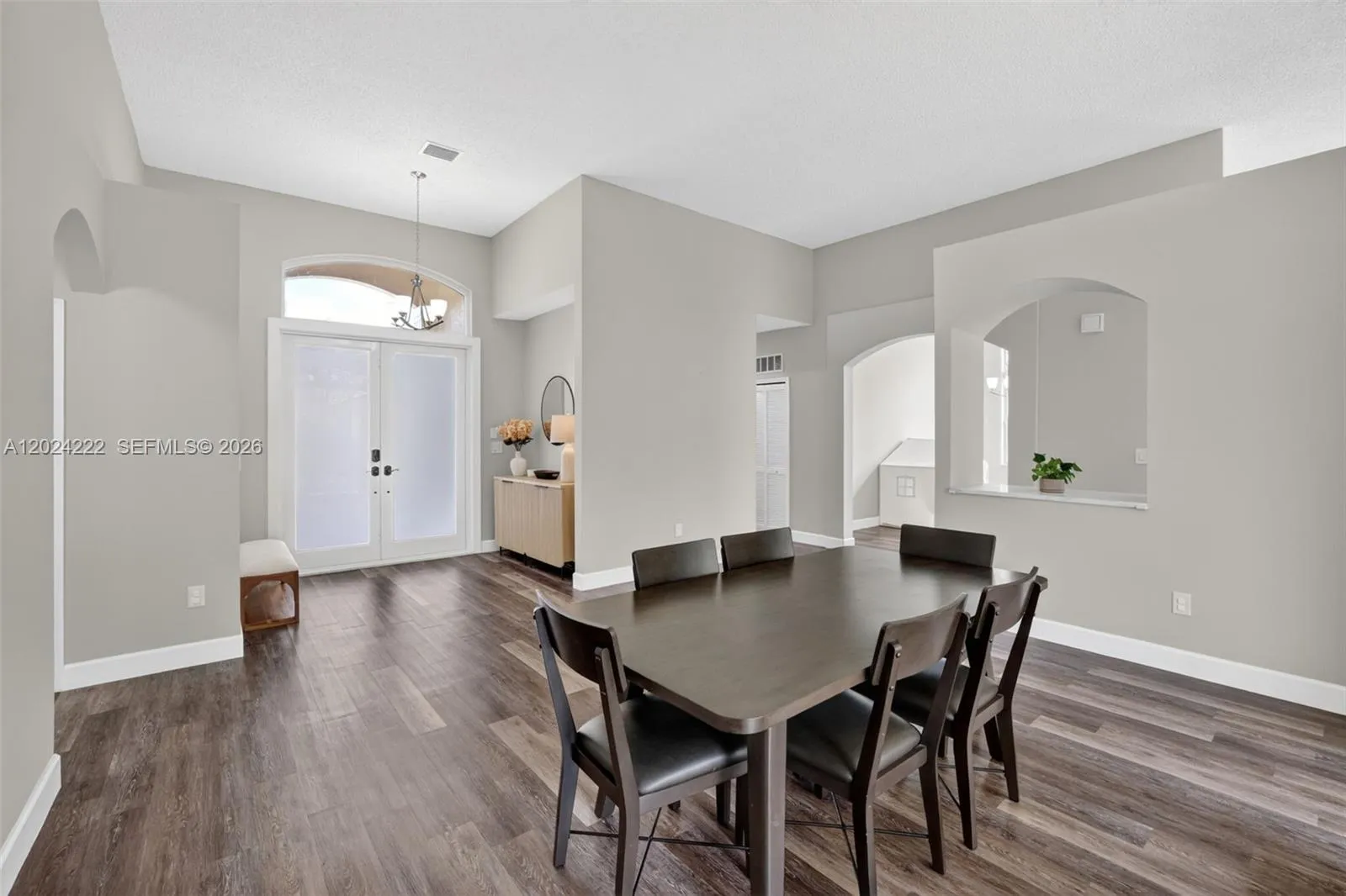 317 SW 185th Ter, Pembroke Pines FL 33029
