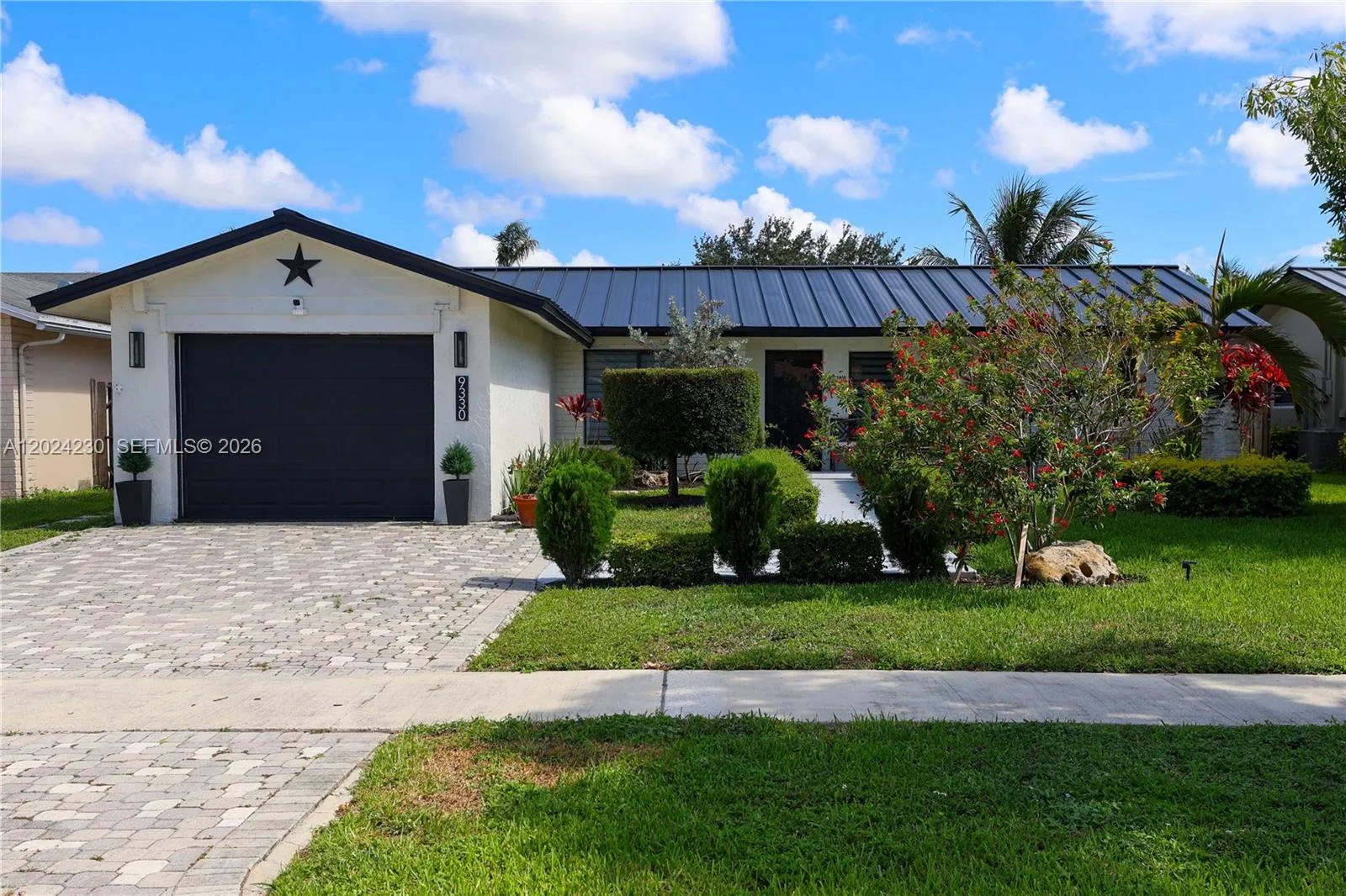 3 bedroom 2 bath for sale at 9330 NW 43rd St, Sunrise FL 33351